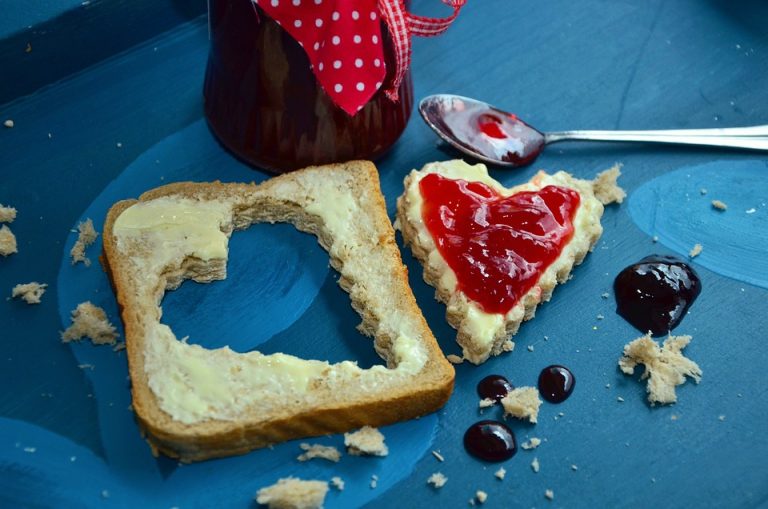 The Low-Calorie Advantage of Homemade Bread