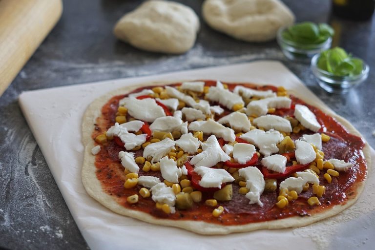 Make Your Own Pizza Sauce: Canning at Home