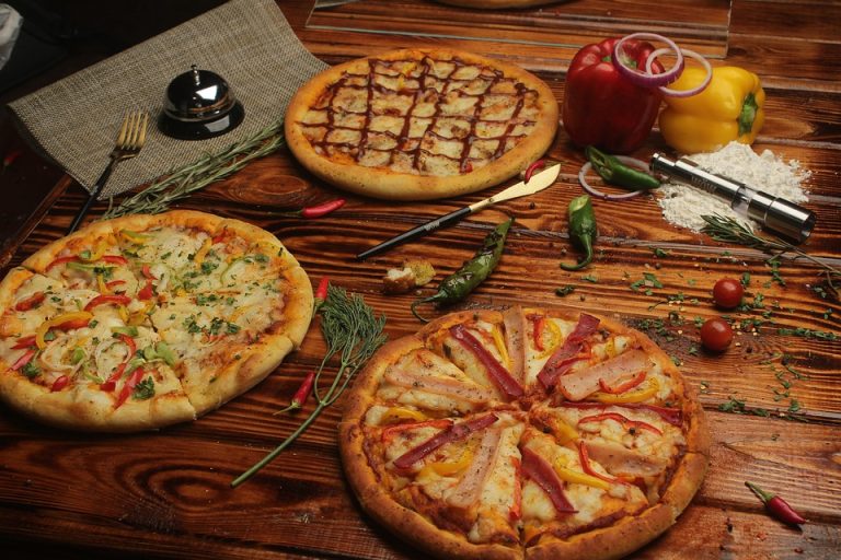 Get Creative in the Kitchen with Our DIY Pizza Kit