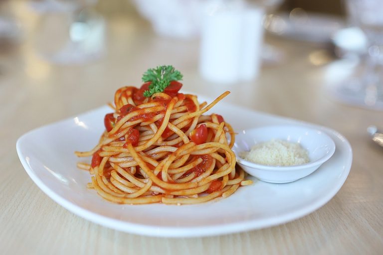 Delicious Homemade Spaghetti Sauce with Fresh Garden Tomatoes