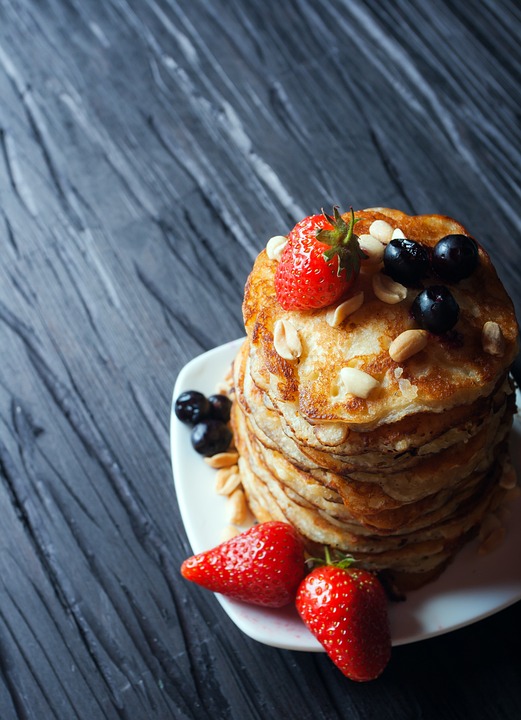 Dadʼs Fluffy Buttermilk Pancakes Recipe