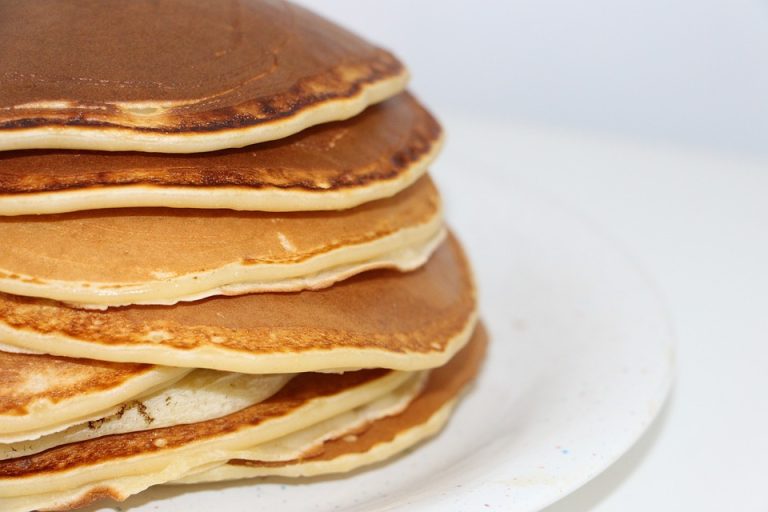 How to Make Dad’s Fluffy Homemade Pancakes