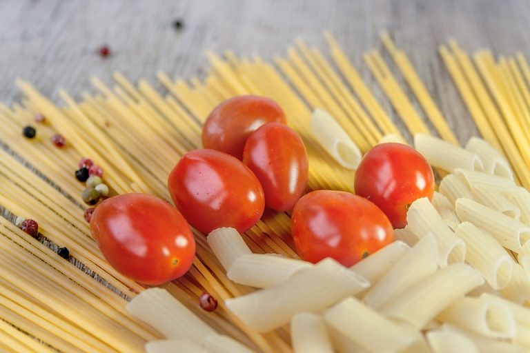 Calories in Homemade Spaghetti with Meat Sauce