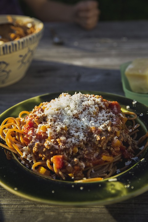 Counting Calories: Homemade Spaghetti with Meat Sauce