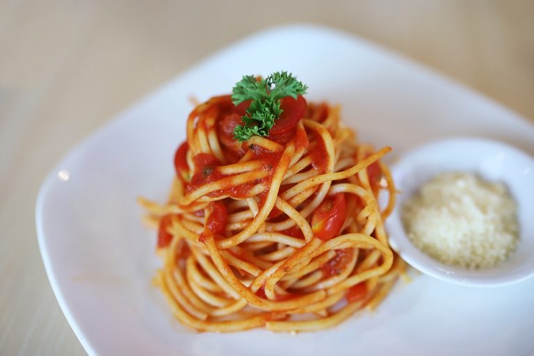 How Many Calories in Homemade Spaghetti Meat Sauce?