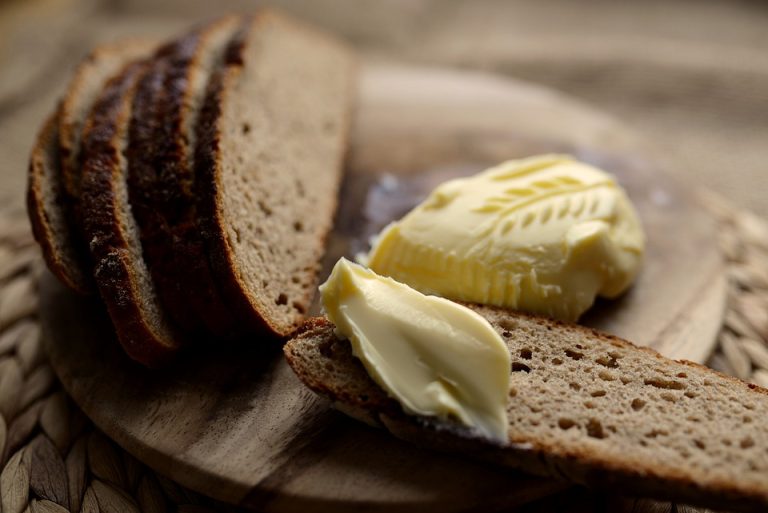 5-Ingredient Garlic Bread with sliced bread